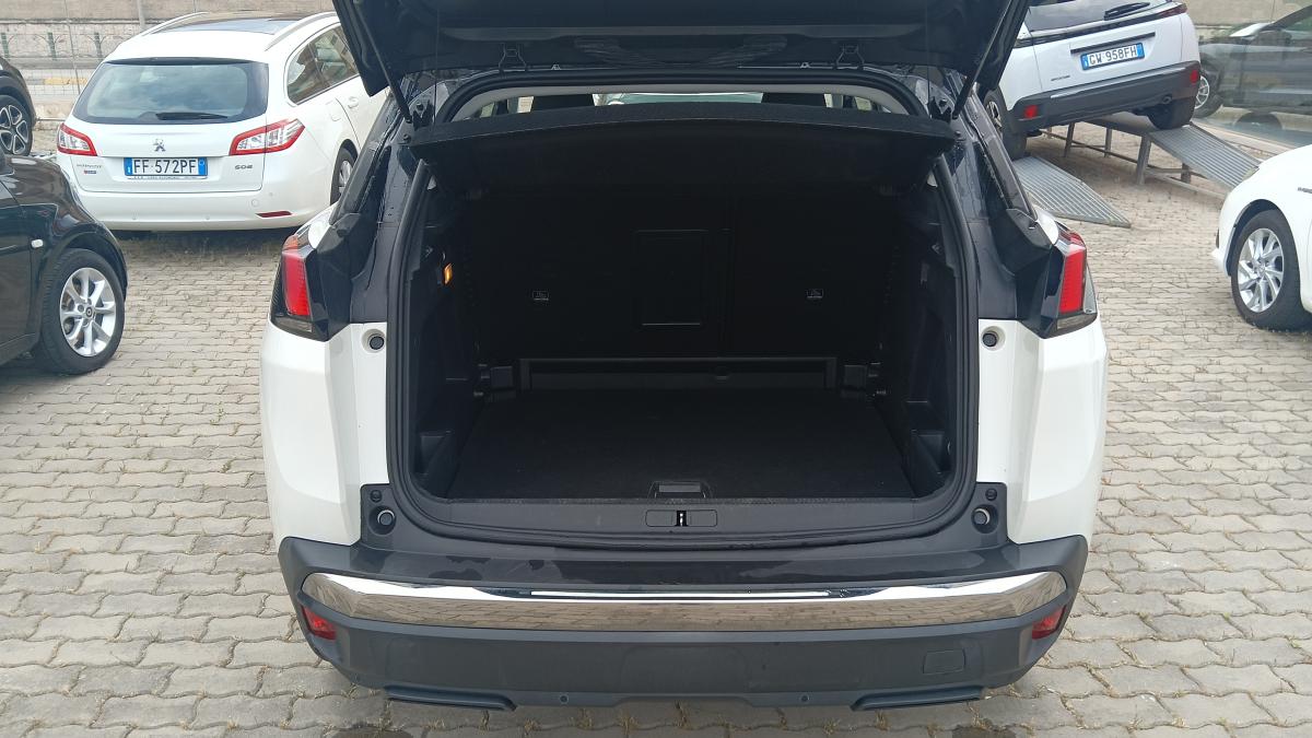 Peugeot 3008 BlueHDi 130 S&S EAT8 Business 777
